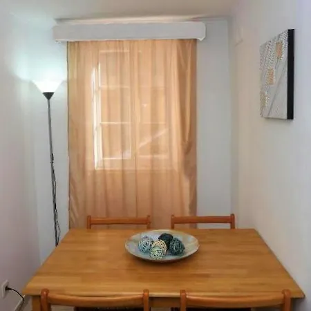 Apartment Pdl - One
